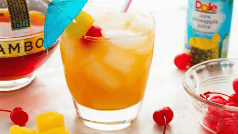 Refreshing Coconut Rum Drinks: Easy Tropical Bliss Recipes 58 Refreshing Coconut Rum Drinks