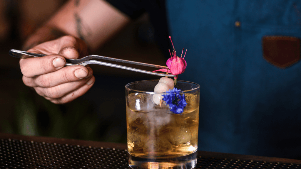Essential Classic Cocktails Every Bartender Should Know 100 Classic Cocktails Every Bartender Should Know