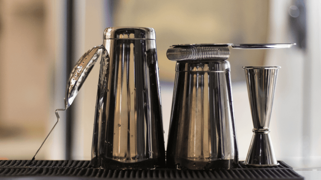 How the Bartesian Cocktail Maker Works