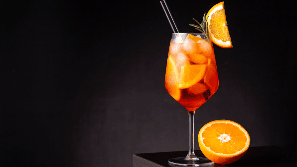 Comparing Aperol Spritz to Other Cocktails
