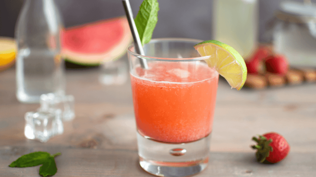 Tropical Alcoholic Beverages You Can't Miss This Summer