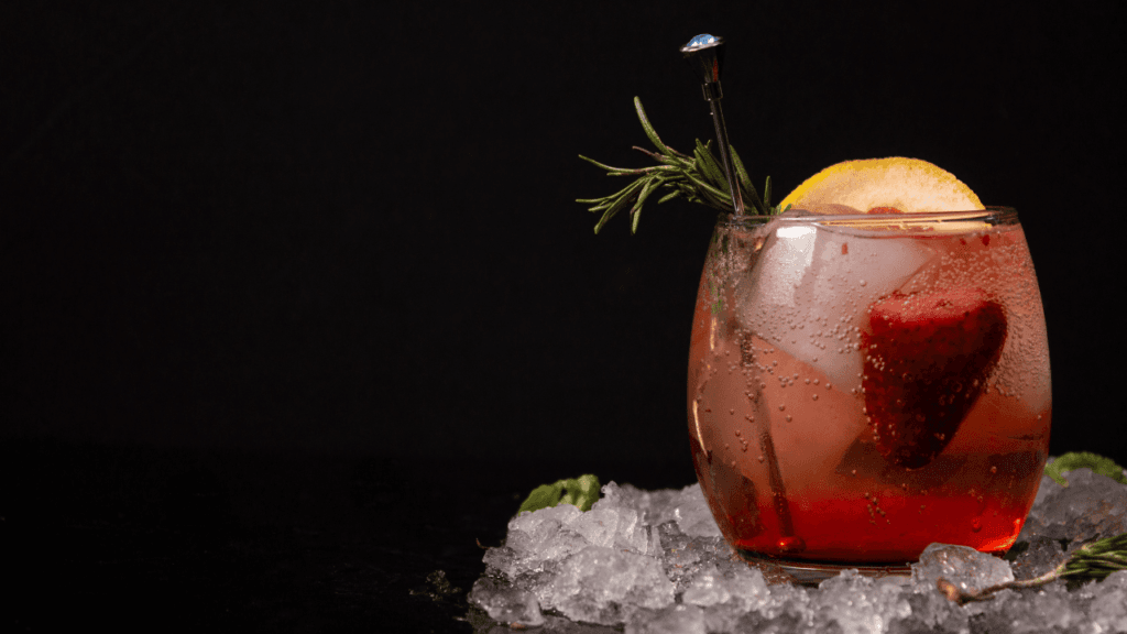 Why Invest in a Mixology Cocktail Machine