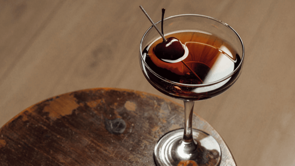 How to Make a Manhattan Cocktail