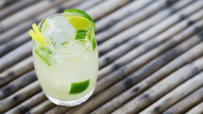 Ultimate Tropical Drinks with Rum Guide: Exquisite Flavors Unveiled 3 Classic Rum Drinks