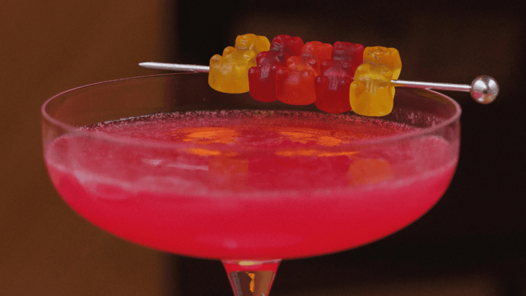 How to Make a Gibson Cocktail: Step-by-Step Instructions