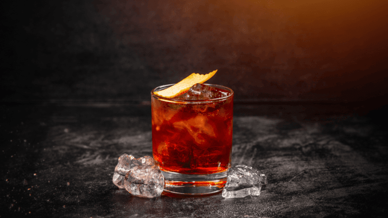 Elevate Your Evening with Our Gin Martini Recipe 1 Art of Mixology Classic Cocktails Curious Concoctions