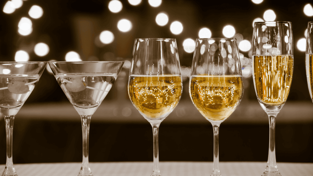 Regional Variations of Scotch Cocktails Styles You Need to Try 95 Regional Variations of Scotch Cocktails