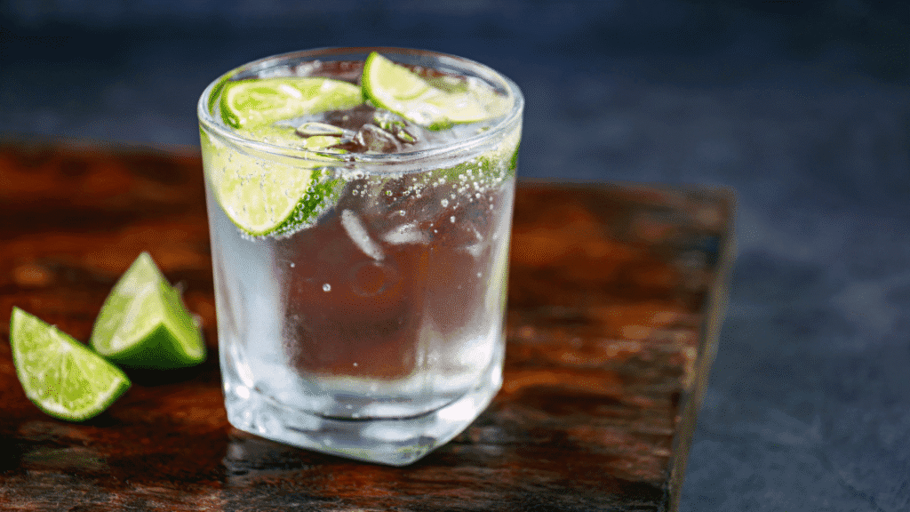 The Zipper Cocktail: Vodka, Chambord, and Lemon‑Lime Soda